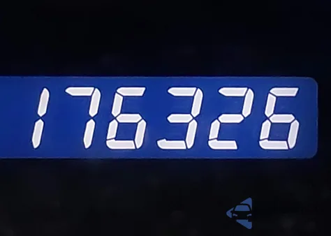 2009 Toyota Sienna Xle from USA, damaged, VIN 5TDBK22C29S023621